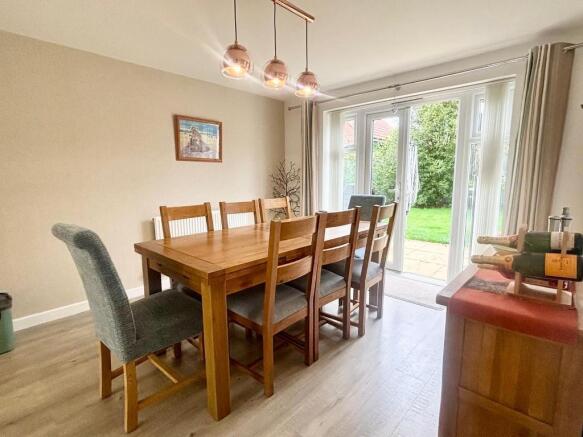 Dining room.jpg