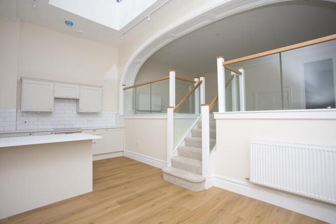 121 Pleydell