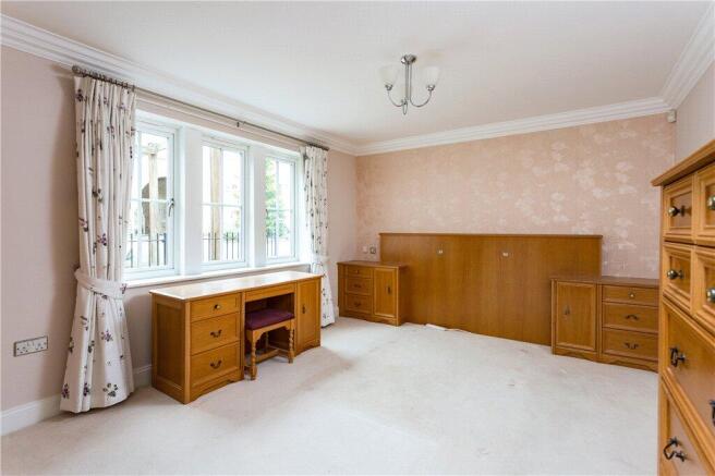 2 bed Apartment for sale Image 6