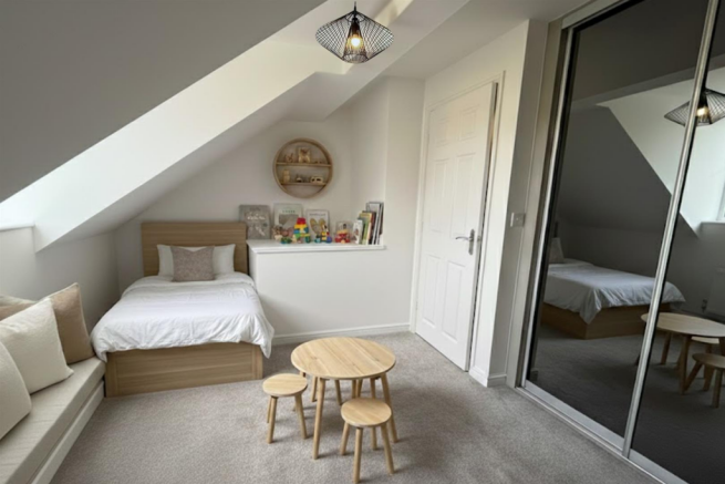 Woodford Bedroom 2.png