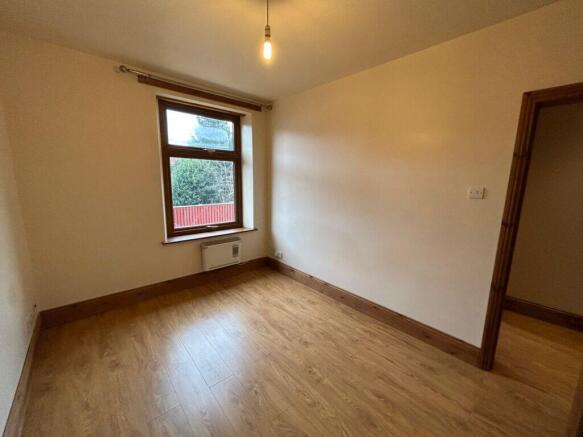 2 bed Terraced to rent Image 10