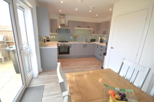 kitchen/breakfast room