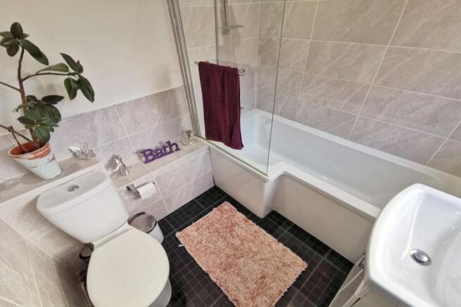 Bathroom / WC