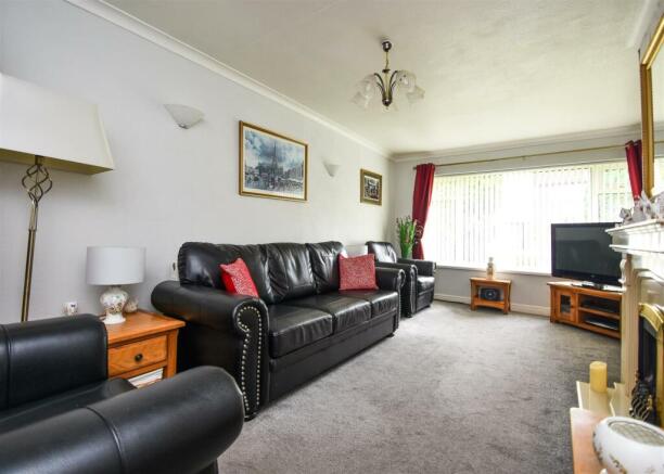 10 Wombourne Road - Living Room.jpg