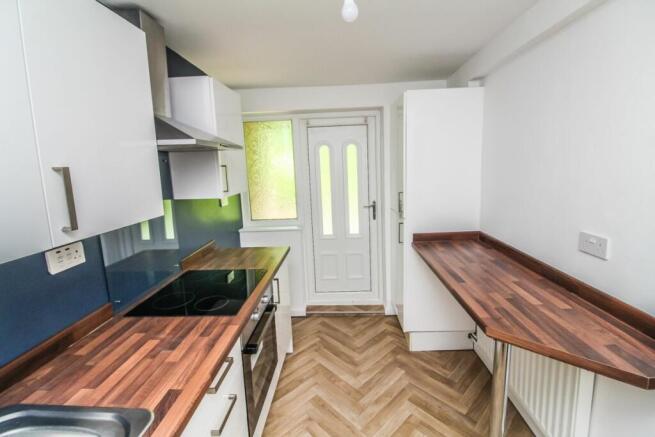 Kitchen pic 2