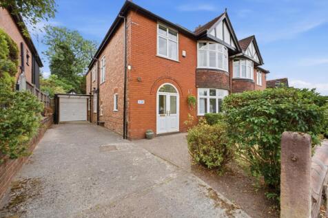 Light Oaks Road, Salford, M6