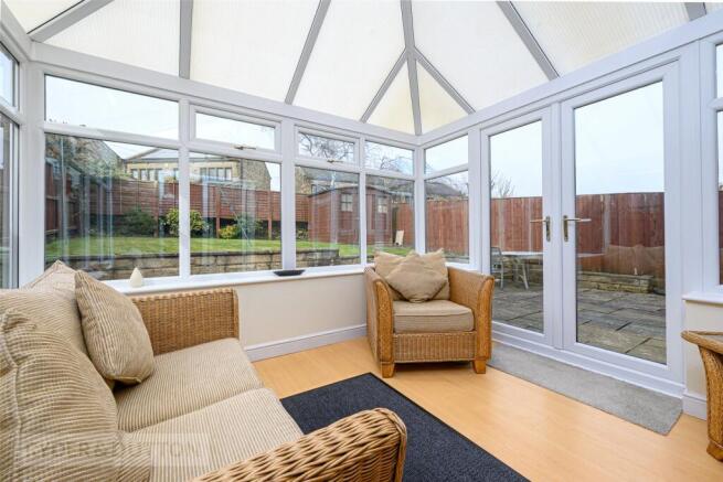 3 bed Detached for sale Image 11