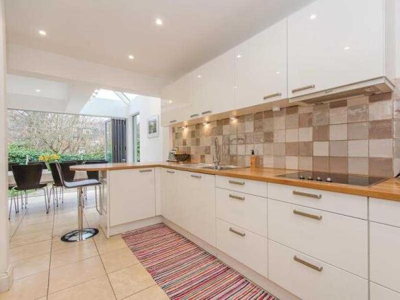 Kitchen b