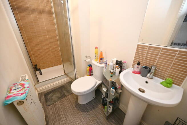 4 bed Town House for sale Image 11