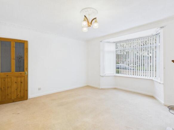 CAM03729G0-PR0229-STILL008