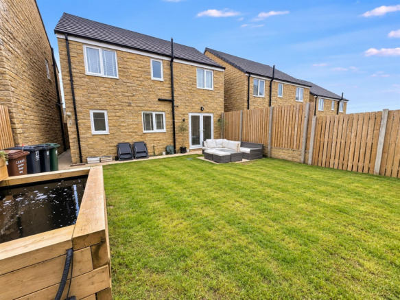 Buckworth Road, Oakworth, Keighley, BD22 7FL photo 4