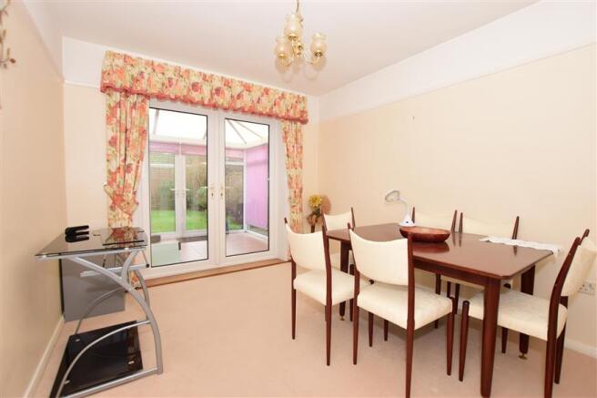 Dining Room/Bedroom 2