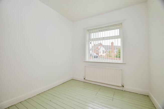 3 bed Semi-Detached Bungalow for sale Image 11