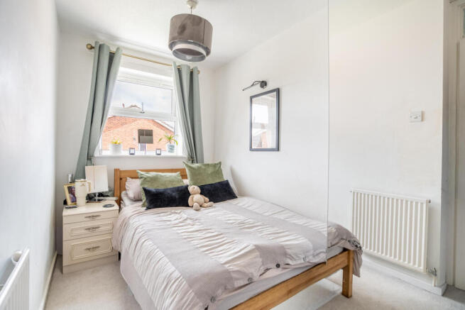 3 bed Semi-Detached for sale Image 8
