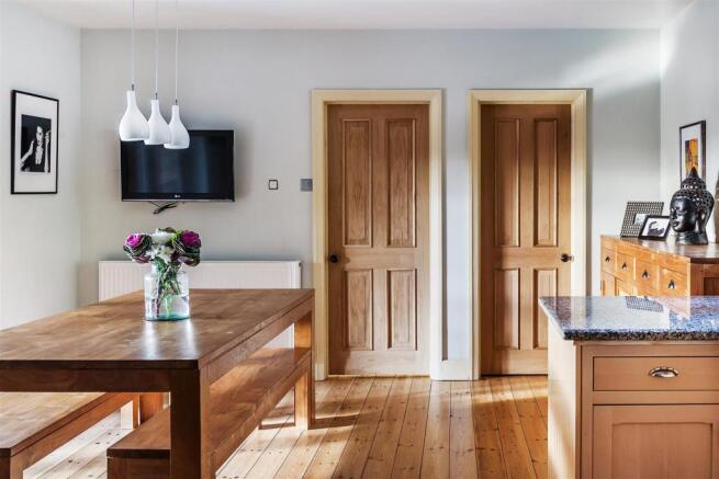 house. estate agency Hindhead