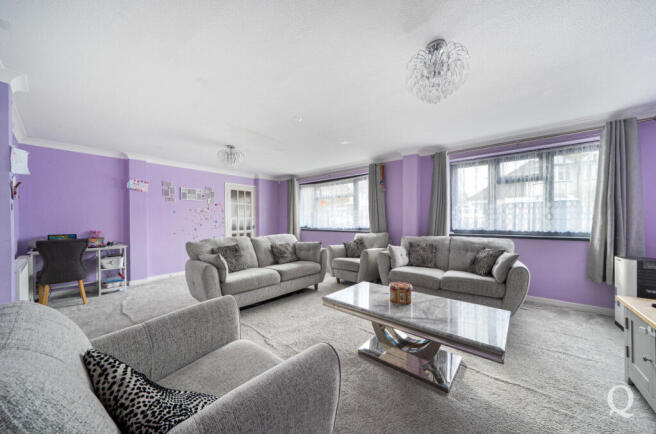 3403c319-ef35-4ac...