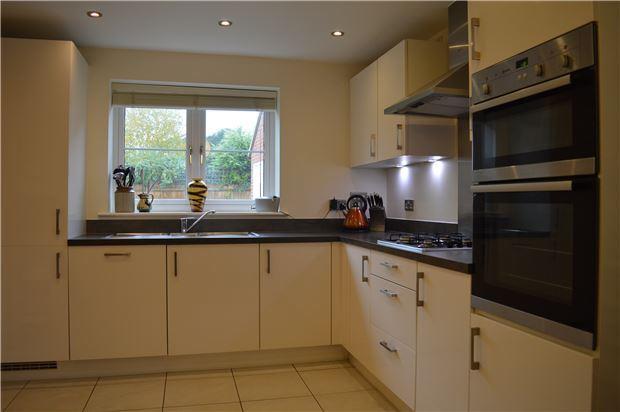 Fitted Kitchen area