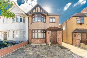 27, Pembroke Avenue, Kenton HA3 8QG