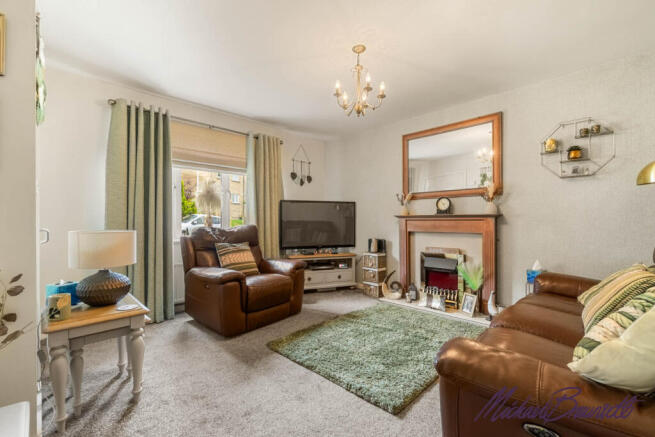 3 bed Semi-Detached for sale Image 4