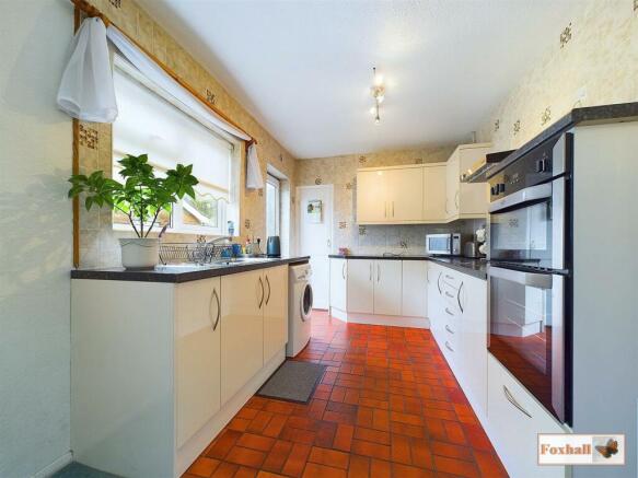 Kitchen / Breakfast Room