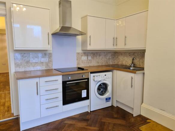 Whitehall Road, Flat 1 - Kitchen.jpg