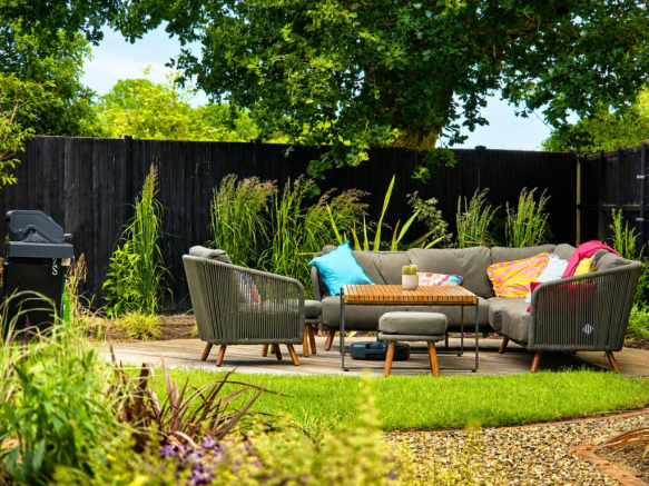 Garden - Feature