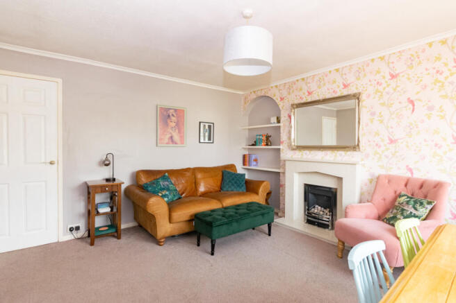 Lounge 2
