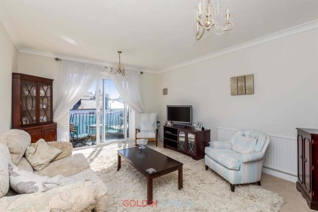 Living room with bal