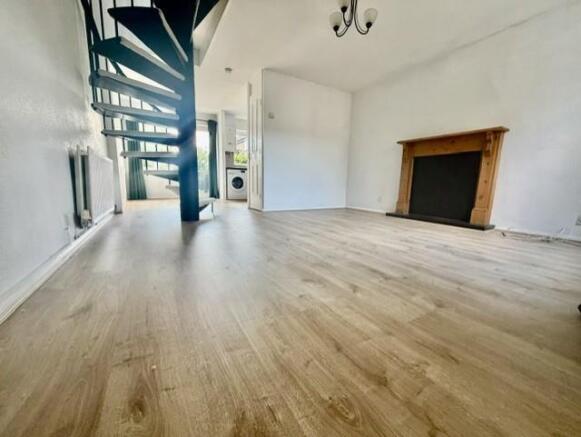 Living Space 2.jpg