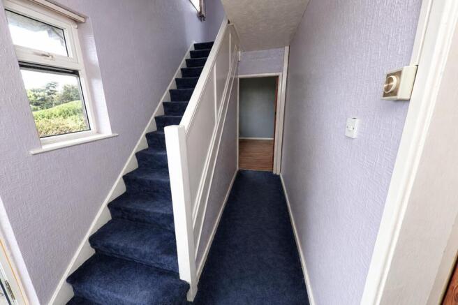 Lilac Crescent, Edlington, Doncaster photo 2