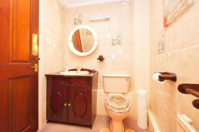 Photo 10