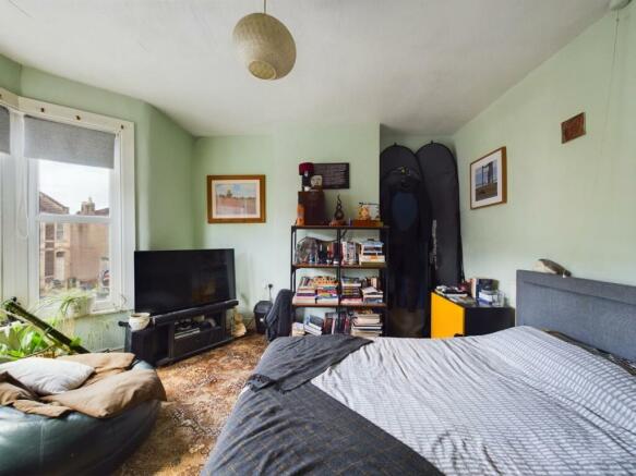 CAM01576G0-PR0052-STILL020.jpg
