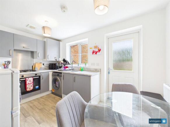 2 bed Semi-Detached for sale Image 7