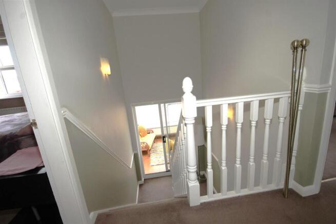 4 bed Detached for sale Image 10