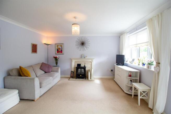 Living Room.jpg