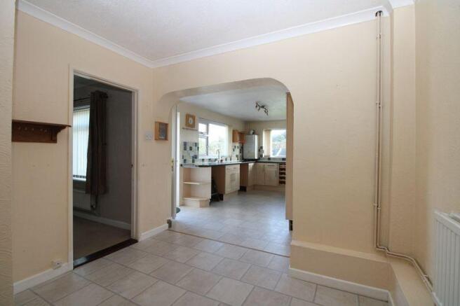 Kitchen/dining...