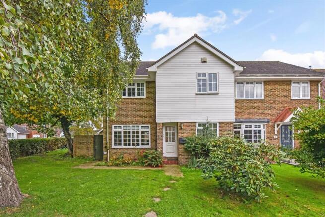 4-bed semi-detached on The Meadows, Walberton, £425,000