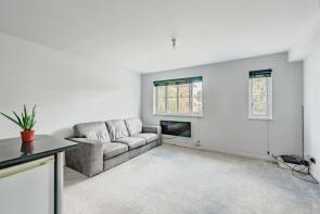 Flat 3, Dunvegan House, Garlands Road, Redhill RH1 6NS