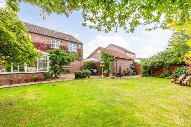 2 Lawson Court, Dunholme, LN2 3UQ-10.jpg