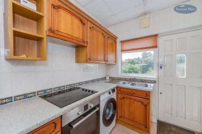 3 bed Semi-Detached for sale Image 8