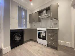6, Lambton View, Harehills, Leeds LS8 5PE