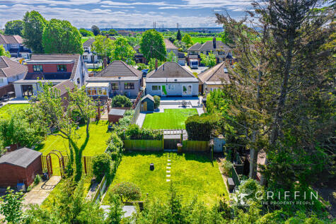 Purfleet Road, Aveley, South Ockendon, RM15