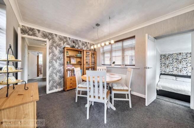 3 bed Semi-Detached Bungalow for sale Image 8