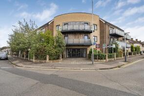 Flat 19, 52 Oakpoint Court, Sutton Court Road, Uxbridge UB10 9HR