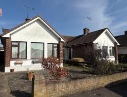 28, Burlington Gardens, Hadleigh, Benfleet SS7 2JL