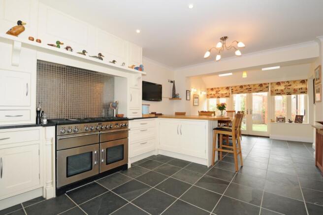 Kitchen/Dining Room