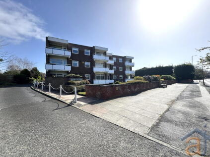 Lulworth Road, Southport, PR8 2AS