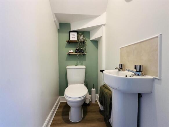 3 bed Semi-Detached for sale Image 11