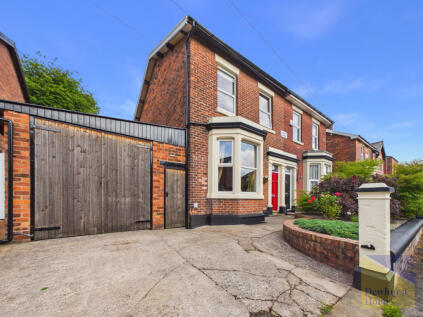 Victoria Parade, Ashton, PR2