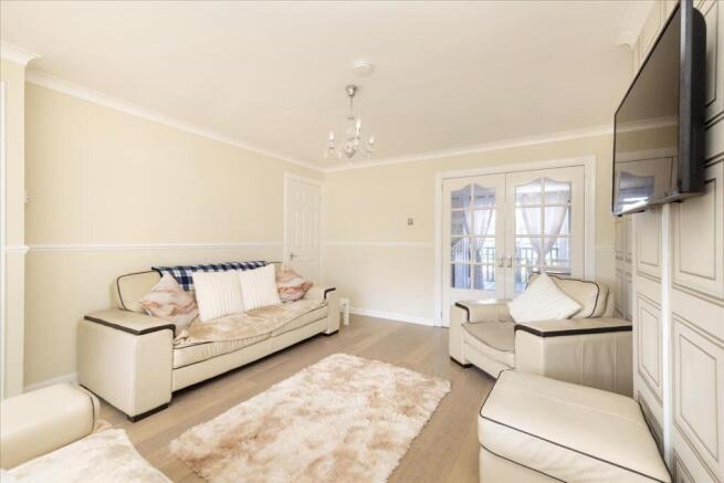 116 Glenmore, Whitburn, EH47 photo 3